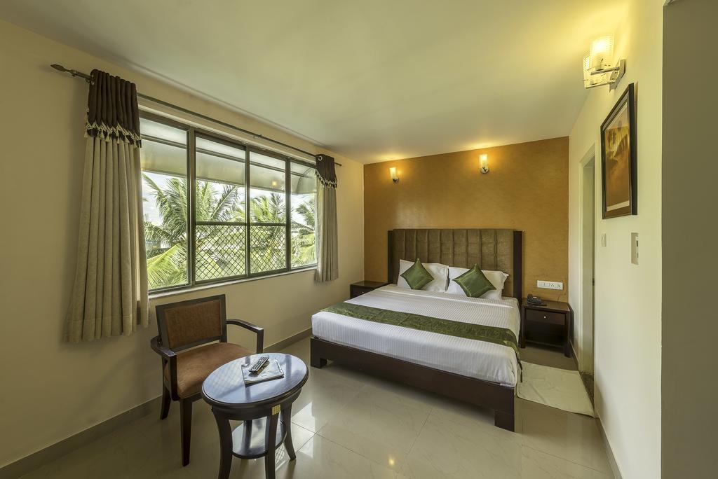 Hotel Treebo Crystal Castle Bengaluru Zewnętrze zdjęcie