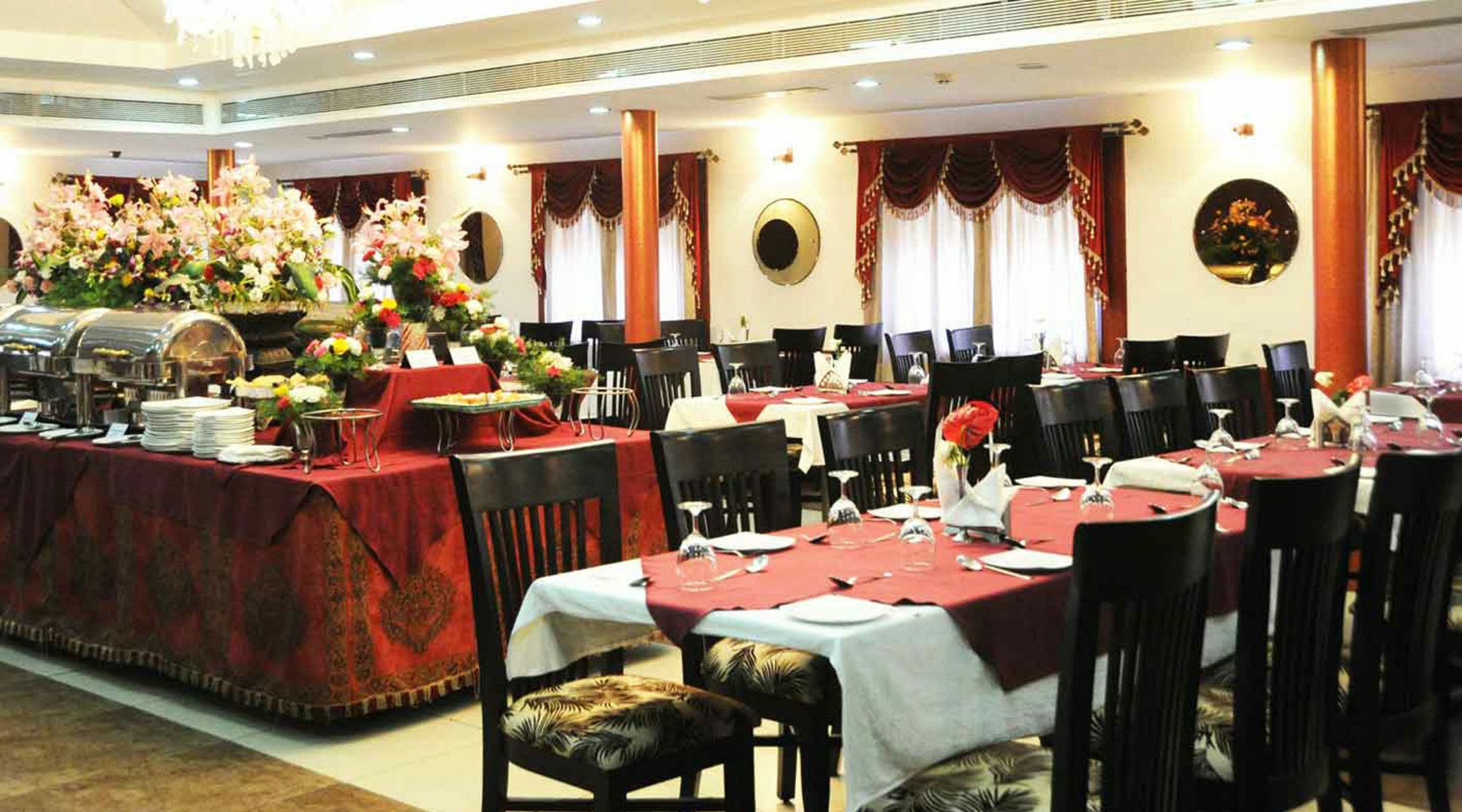 Hotel Treebo Crystal Castle Bengaluru Zewnętrze zdjęcie