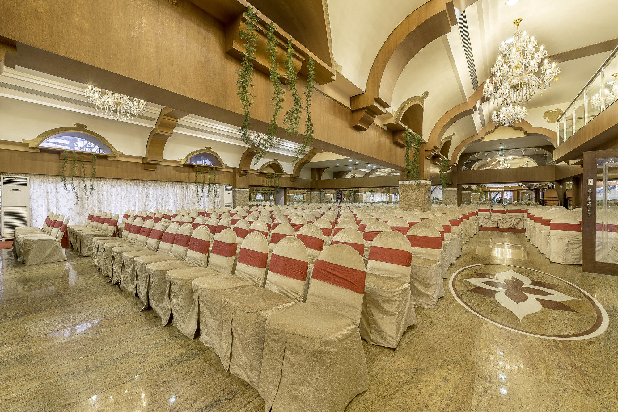 Hotel Treebo Crystal Castle Bengaluru Zewnętrze zdjęcie